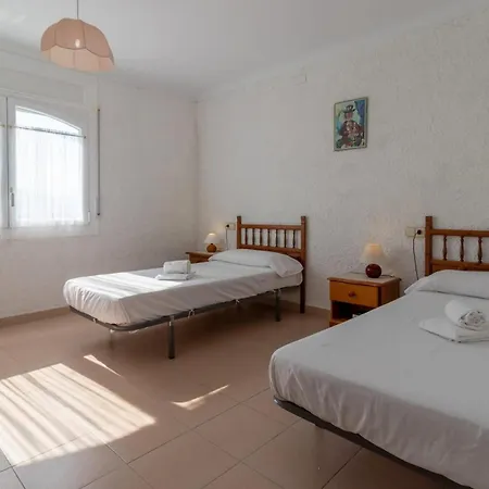 Grifeu 11 Con Terraza Y Vista Al Mar * Llanca